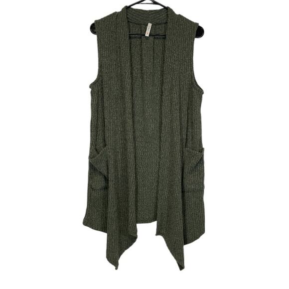 Gilli Olive Green Knit Sleeveless Cardigan Size‎ L - Picture 1 of 9